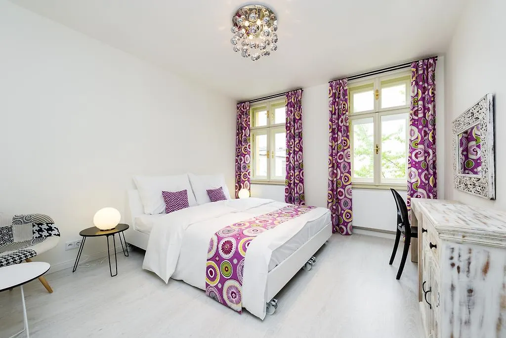 Empirent Mucha Apartments Prag