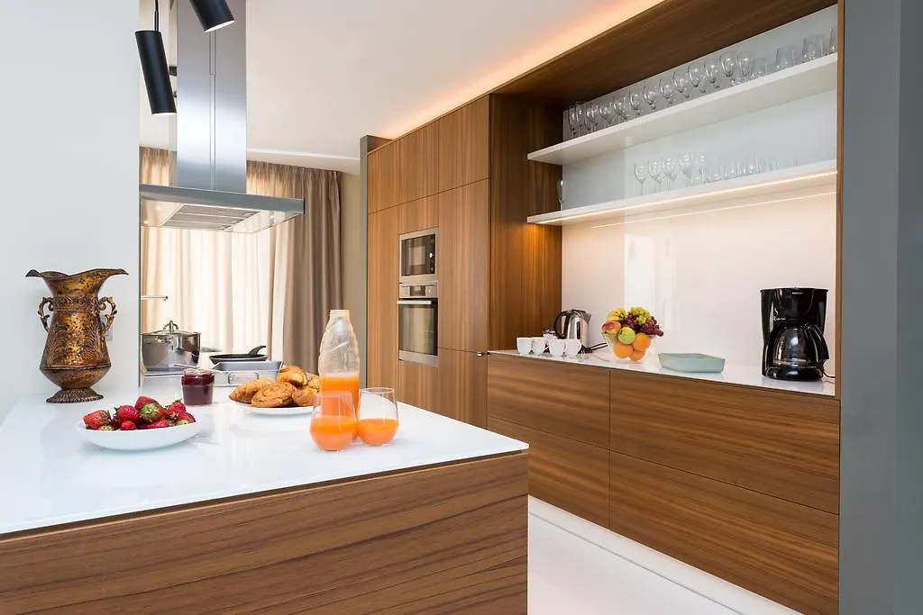 Empirent Mucha Apartments