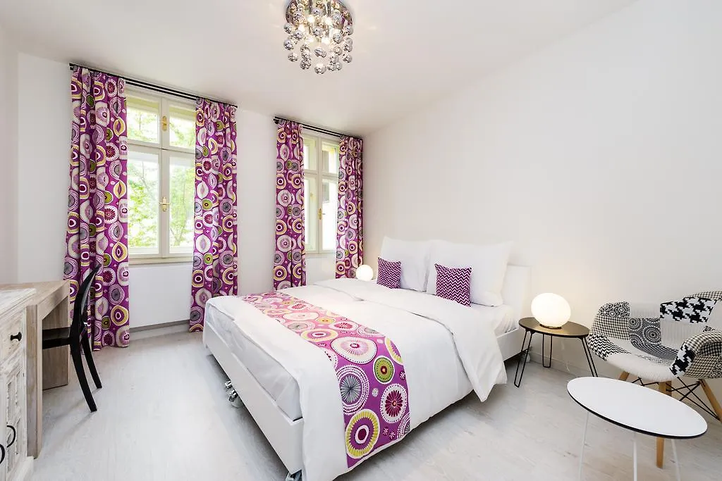 Empirent Mucha Apartments Praha