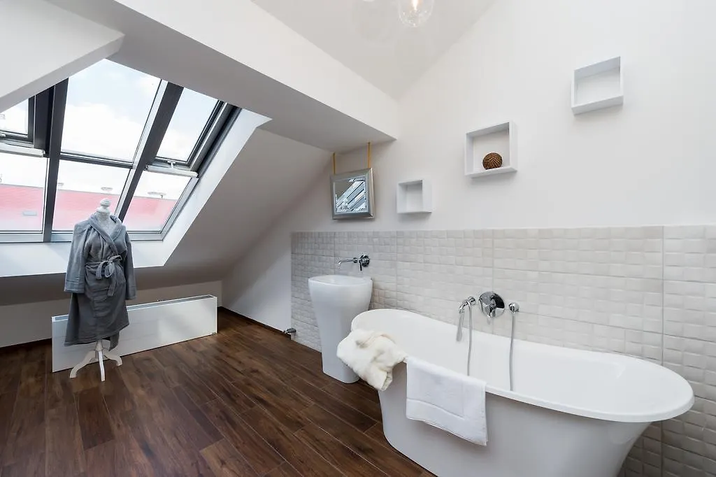 Empirent Mucha Apartments Praha
