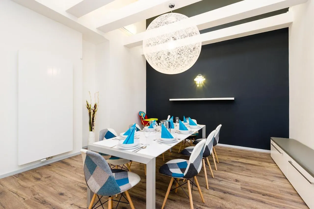 Empirent Mucha Apartments Praha